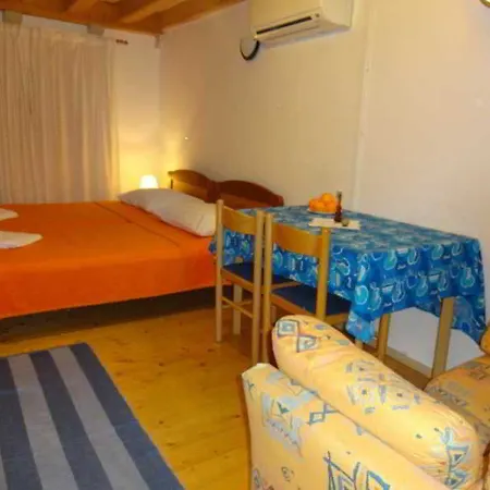 Ruzmarin Hotel 2*