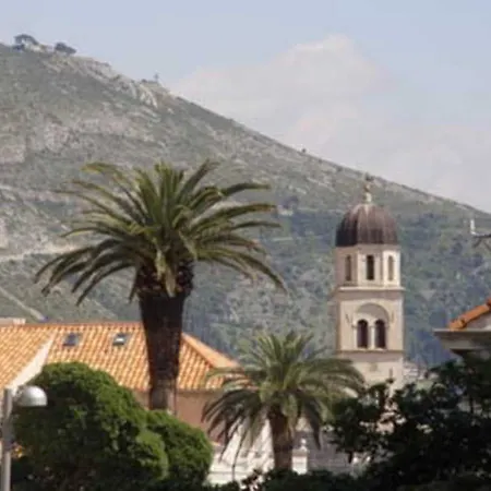 Ruzmarin Hotel